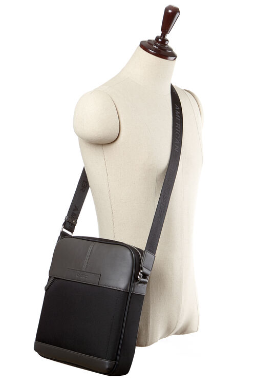 BRITTON 브리톤 크로스백  hi-res | American Tourister