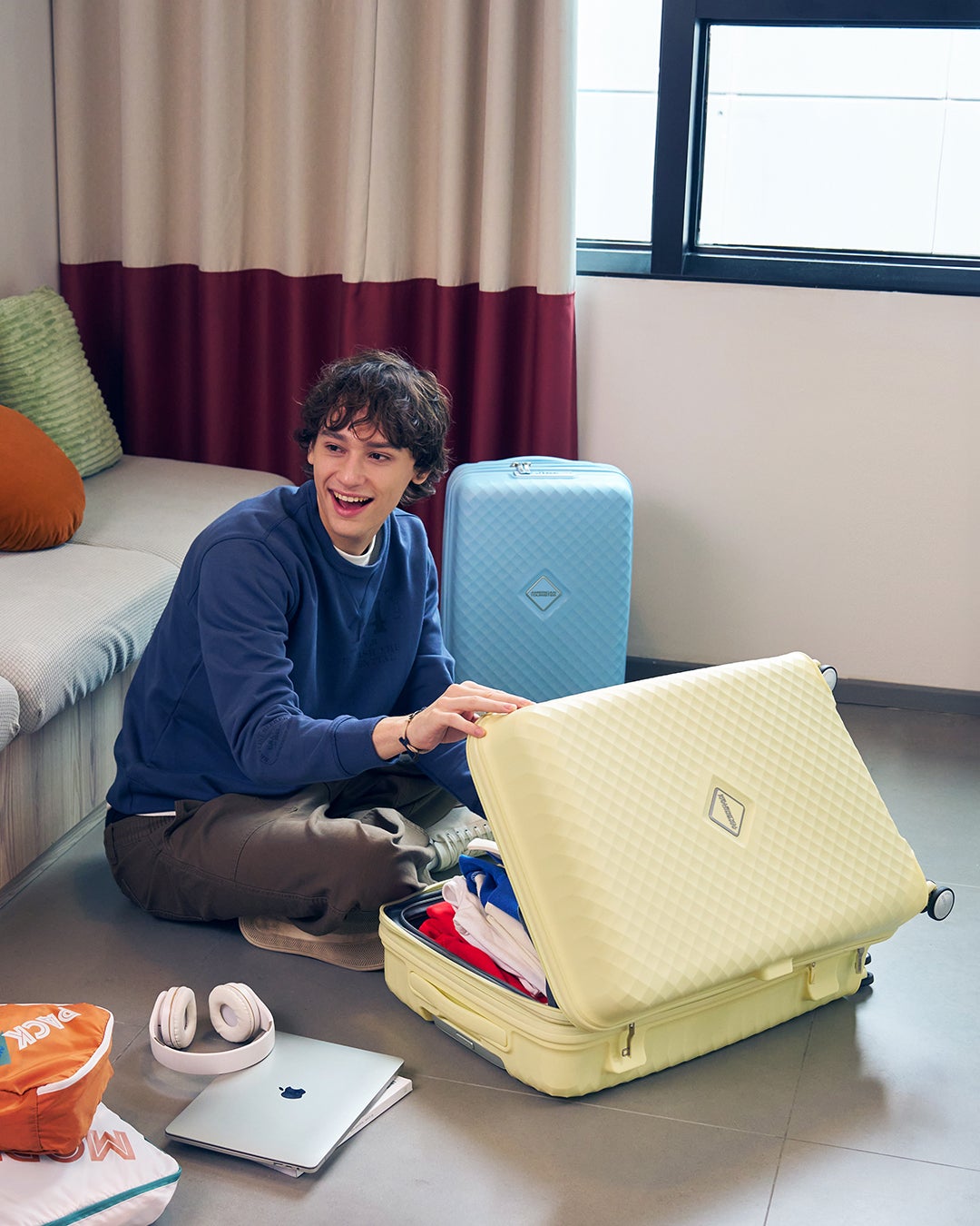 SQUASEM 스콰셈 SQUASEM 캐리어 55/20 EXP TSA V2  lifestyle | American Tourister