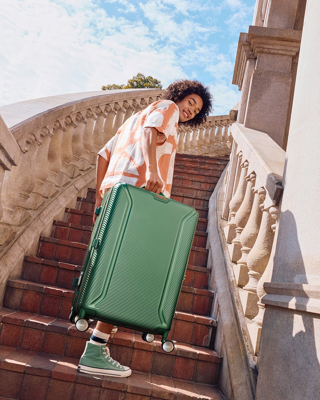 ROBOTECH 캐리어 55/20 TSA PV V2  lifestyle | American Tourister