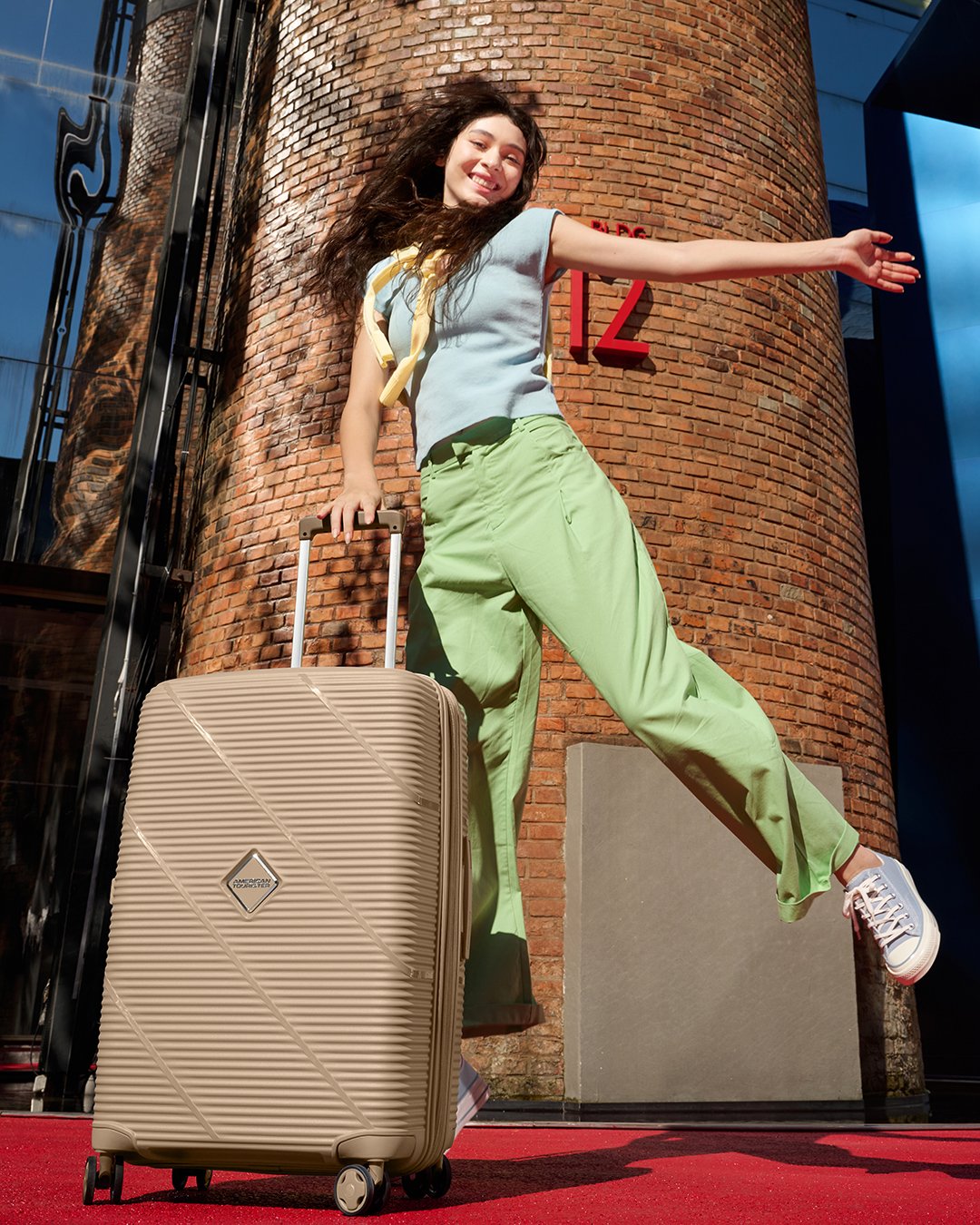 캐리어 76/28 TSA EXP  lifestyle | American Tourister