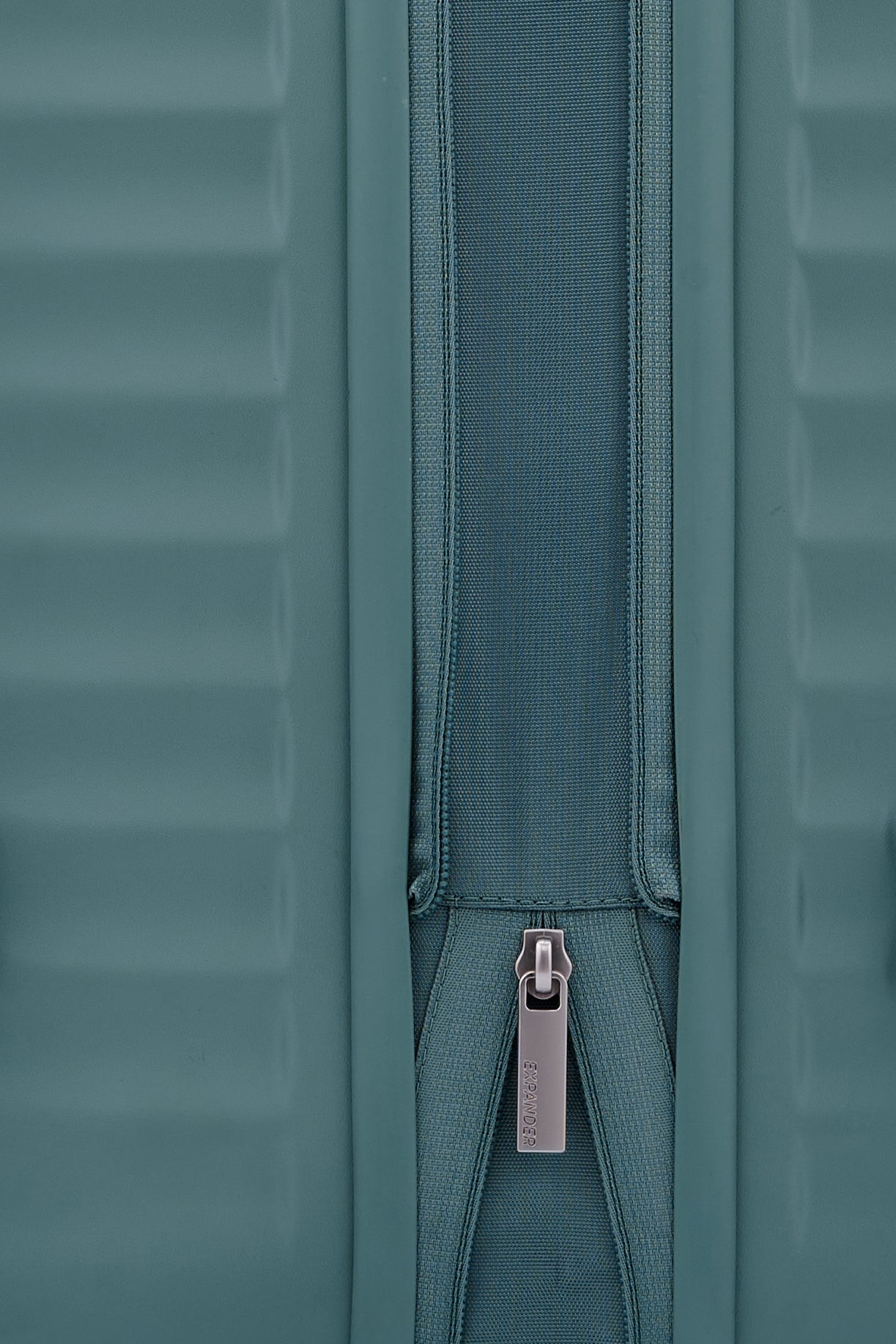 FRONTEC 프론텍 캐리어 68/25 EXP TSA OS V2  usp | American Tourister